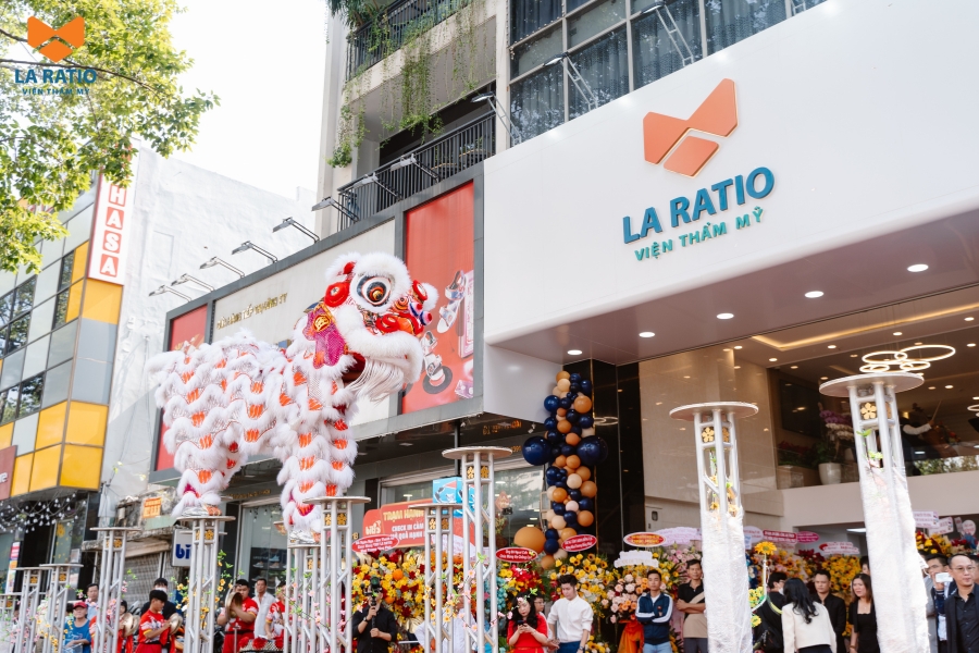 Hình ảnh ngày khai trương chi nhánh Quận 1 Viện thẩm mỹ La Ratio Hình ảnh ngày khai trương chi nhánh Quận 1 Viện thẩm mỹ La Ratio