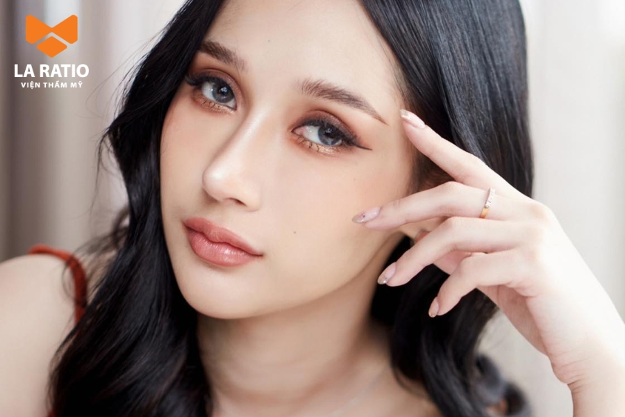 Nâng mũi cao kiểu Tây chỉ phù hợp với những gương mặt góc cạnh