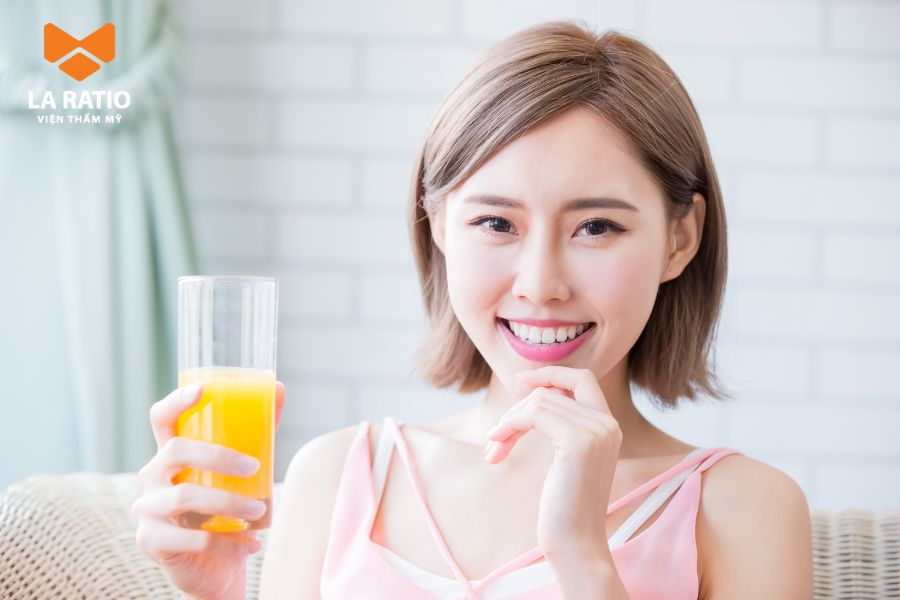 Một số lưu ý quan trọng cần nhớ khi sử dụng nước cam sau nâng mũi Một số lưu ý quan trọng cần nhớ khi sử dụng nước cam sau nâng mũi